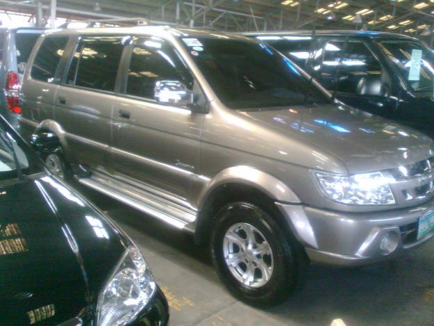 Isuzu crosswind