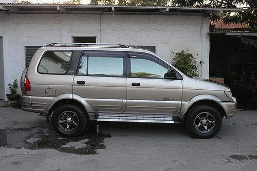 Isuzu crosswind