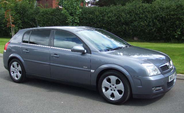 Vauxhall signum