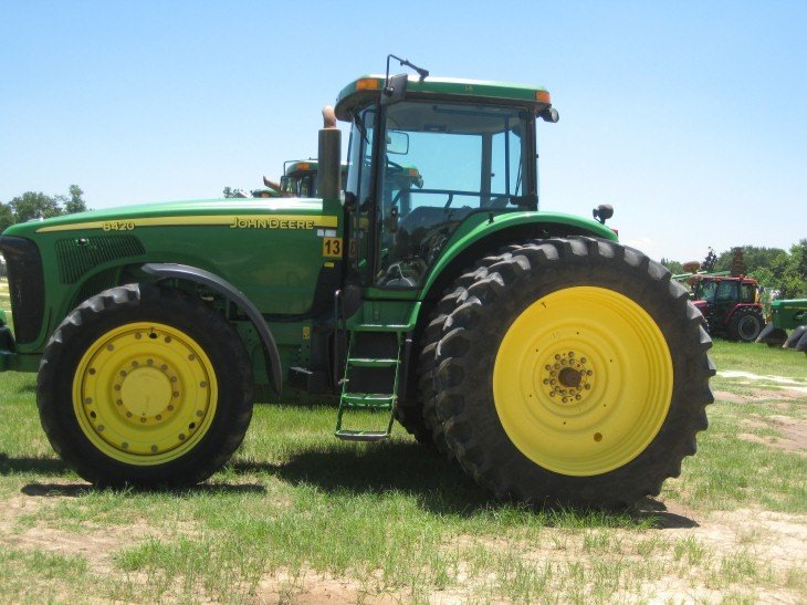 John deere 8420