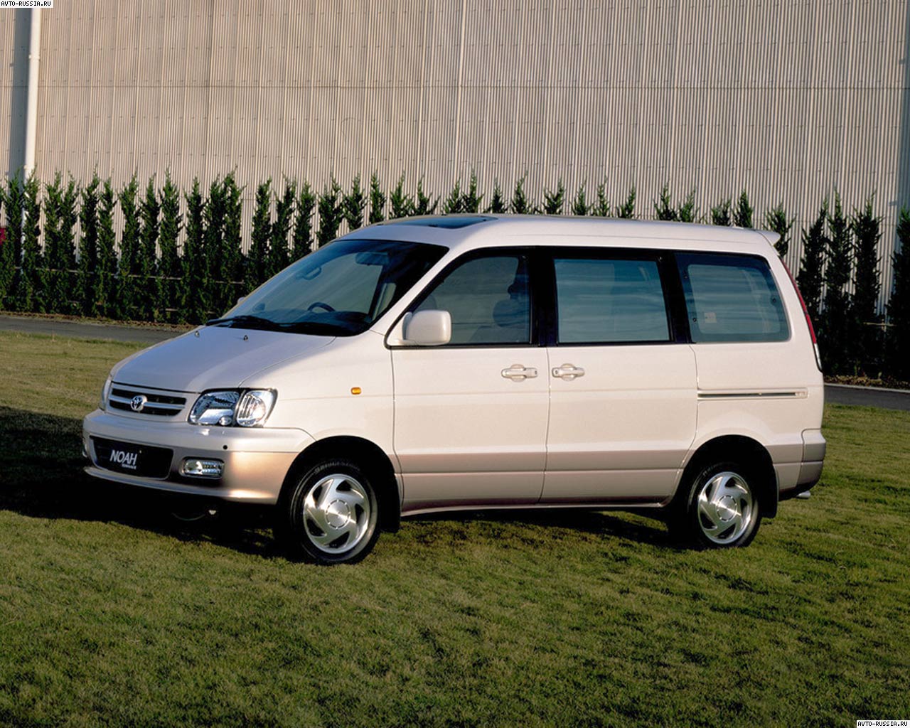 Toyota Town Ace Noah