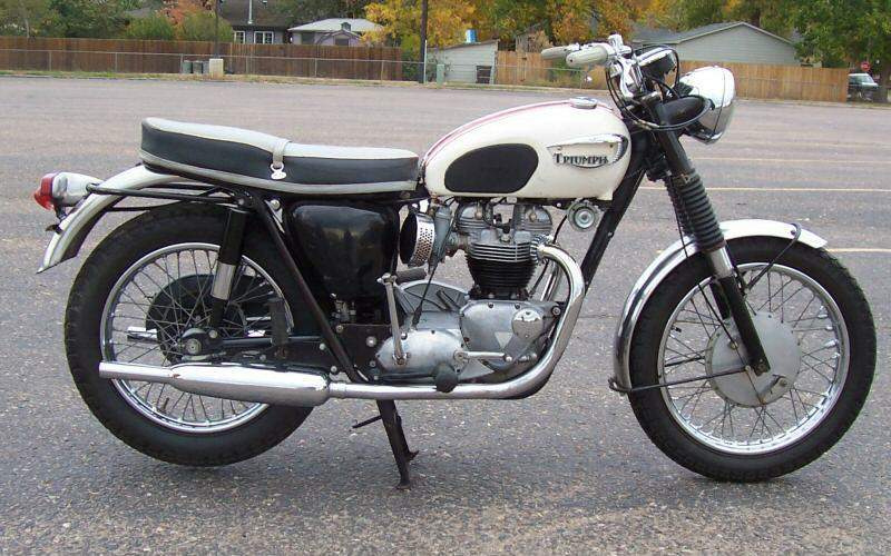 Triumph 650