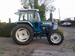 Ford 7710