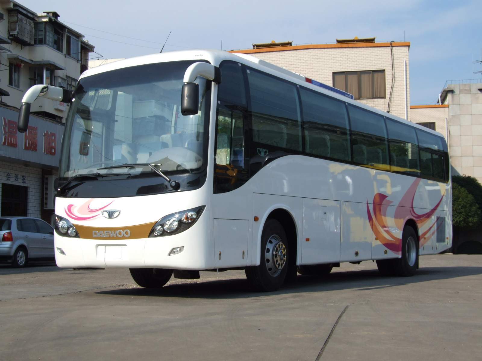Daewoo bus
