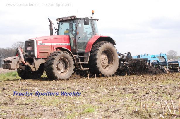 Massey ferguson 8140