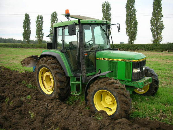 John deere 6200