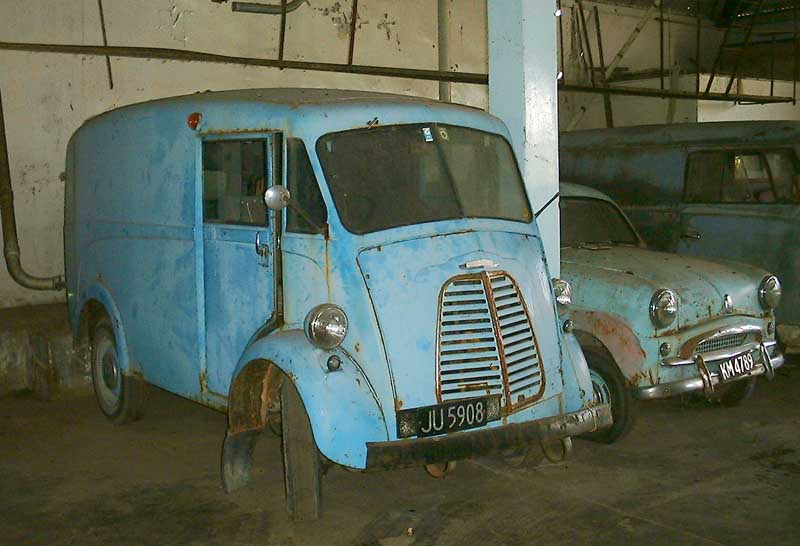 Morris van