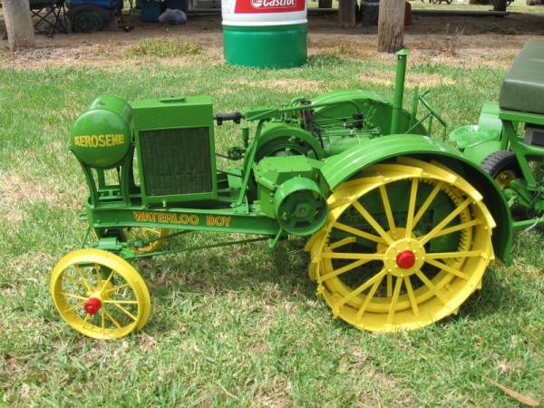 John deere waterloo