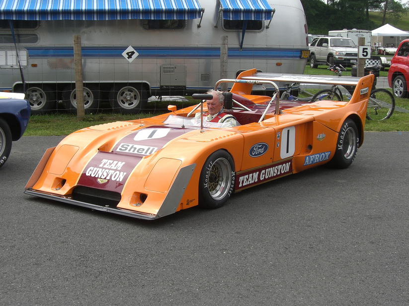 Chevron b26