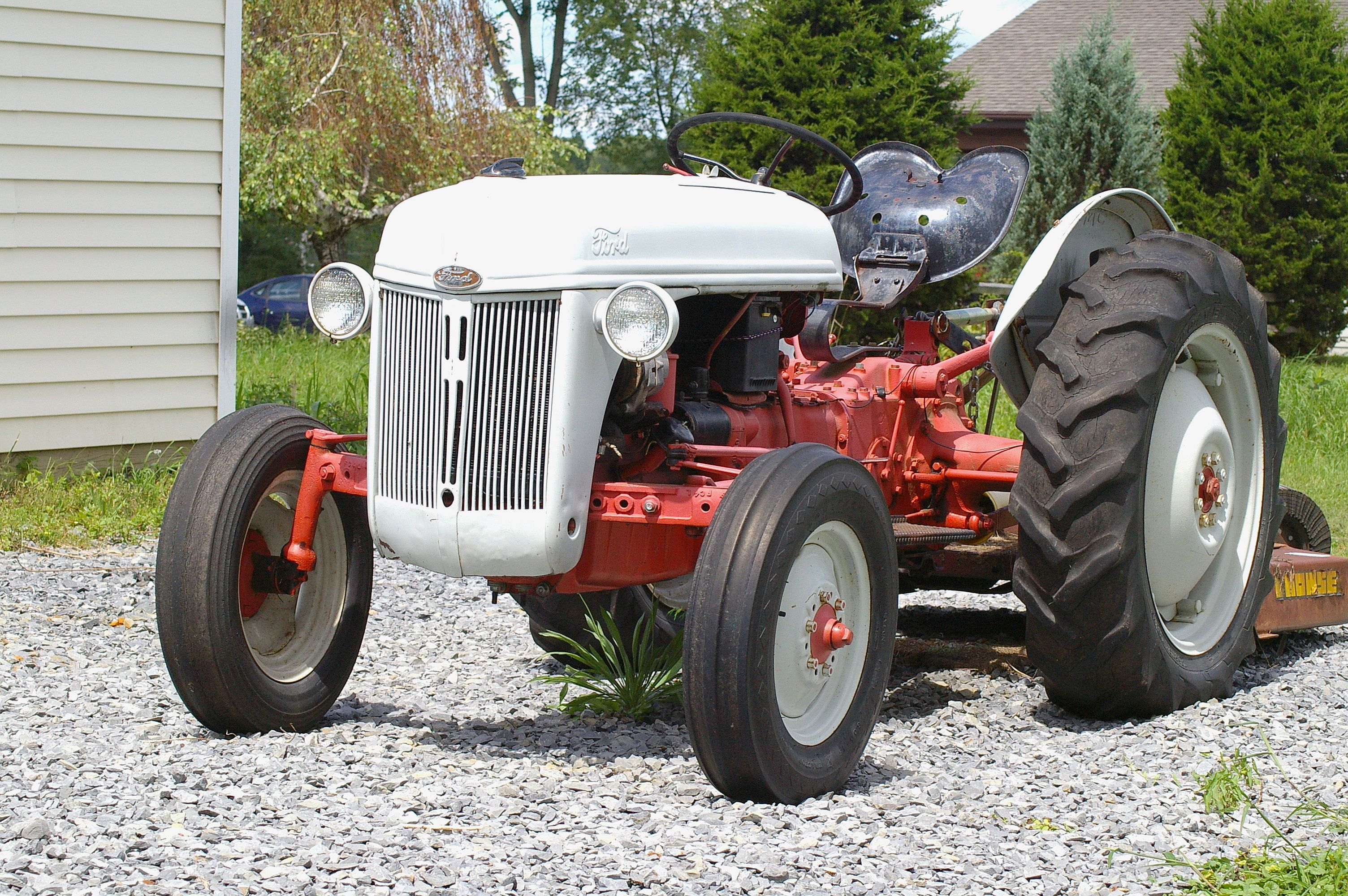 Ford tractor