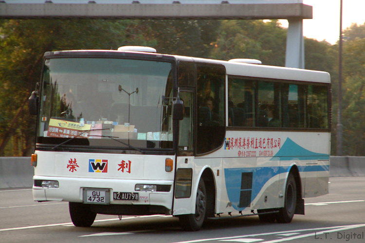 Isuzu lt