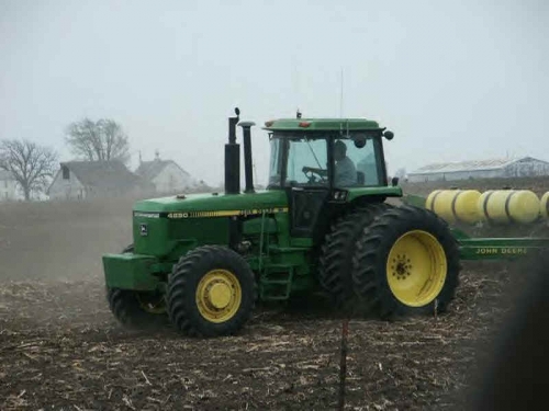 John deere 4850