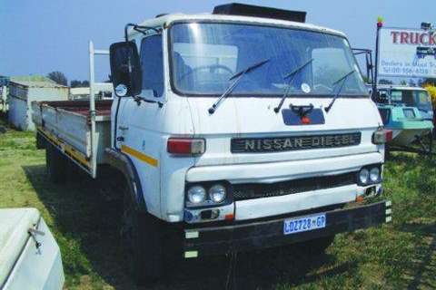 Nissan ck