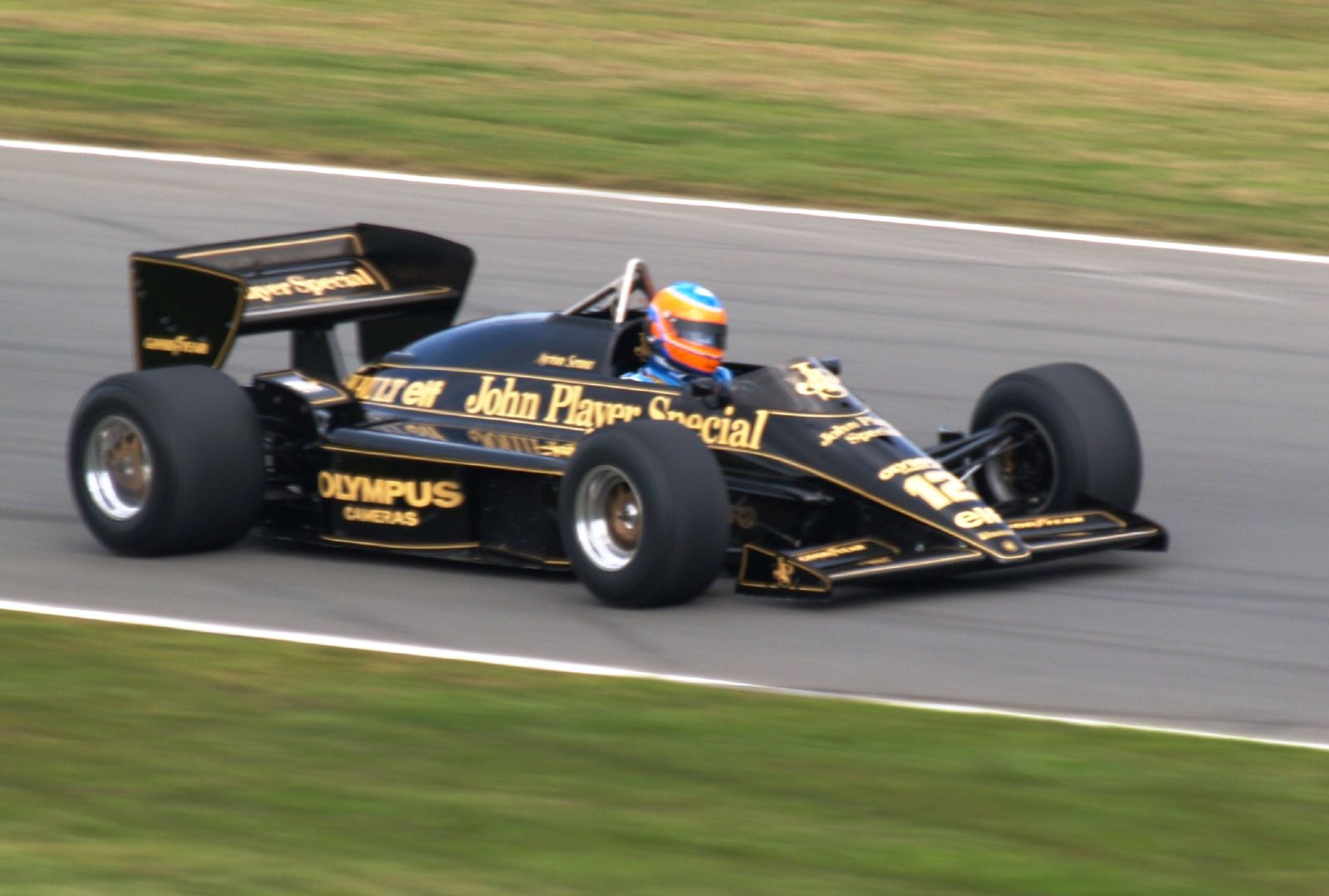 Lotus 97t - specs, photos, videos and more on TopWorldAuto