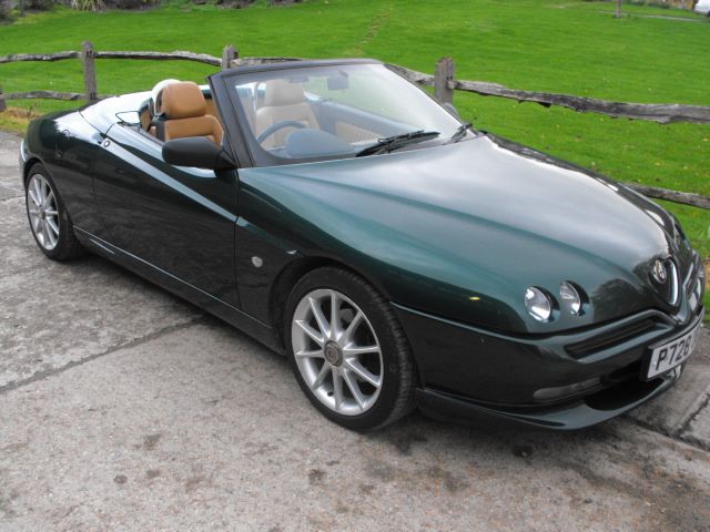 TopWorldAuto >> Photos of Alfa Romeo Spider TSpark 16v - photo galleries