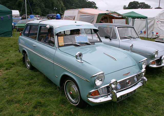 Anglia 1200 Sedan