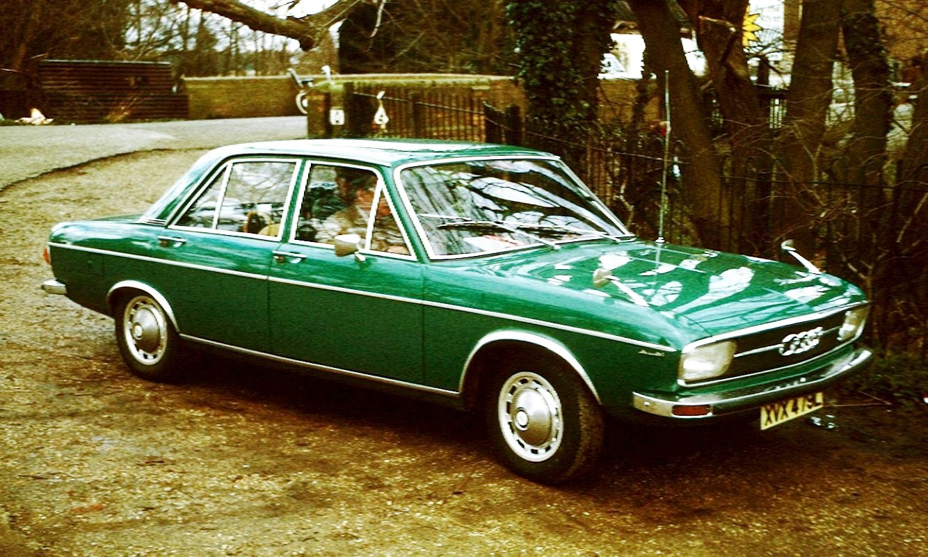 Audi 100 LS