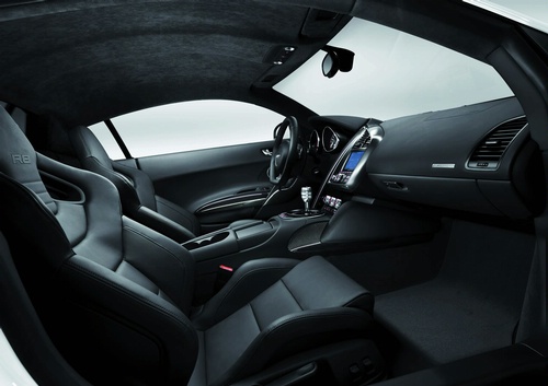 Audi S8 52 FSI Quattro tiptronic