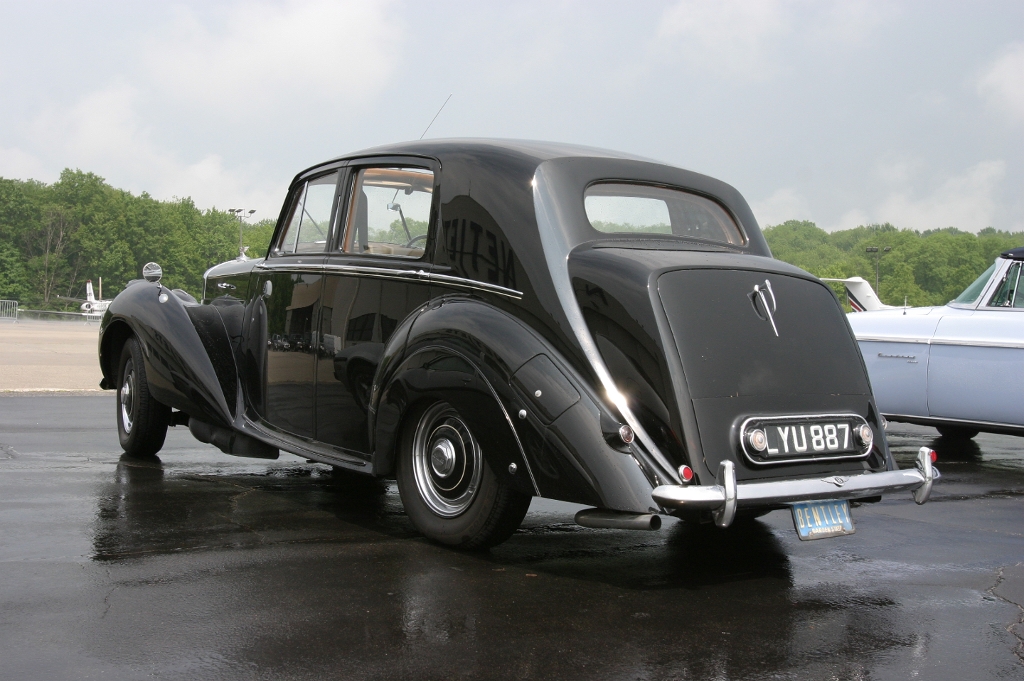 Bentley Mk VI saloon