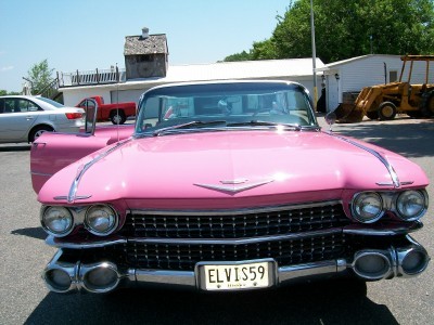 Cadillac Series 62 four-window Sedan