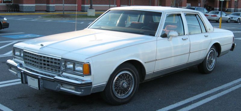 Chevrolet Caprice Classic sedan-2