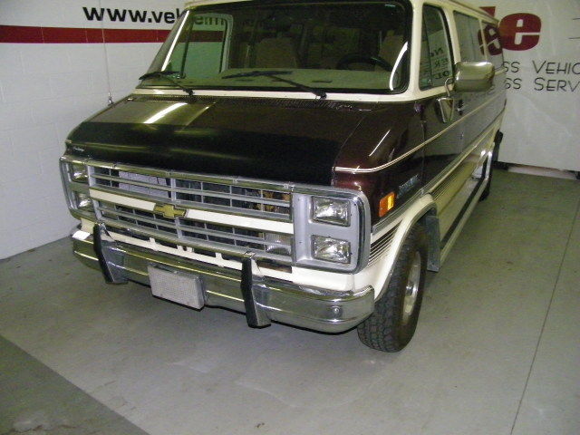 Chevrolet Beauville 20 van