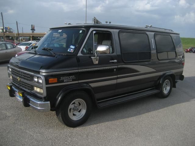 Chevrolet van 1992