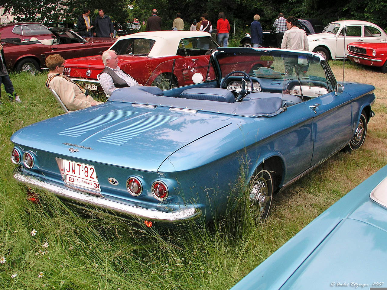 Шевроле монза двигатель. Chevrolet Corvair Monza. Шевроле Корвайр Монца. Chevrolet Corvair подвеска. Шевроле Корвейр двигатель.
