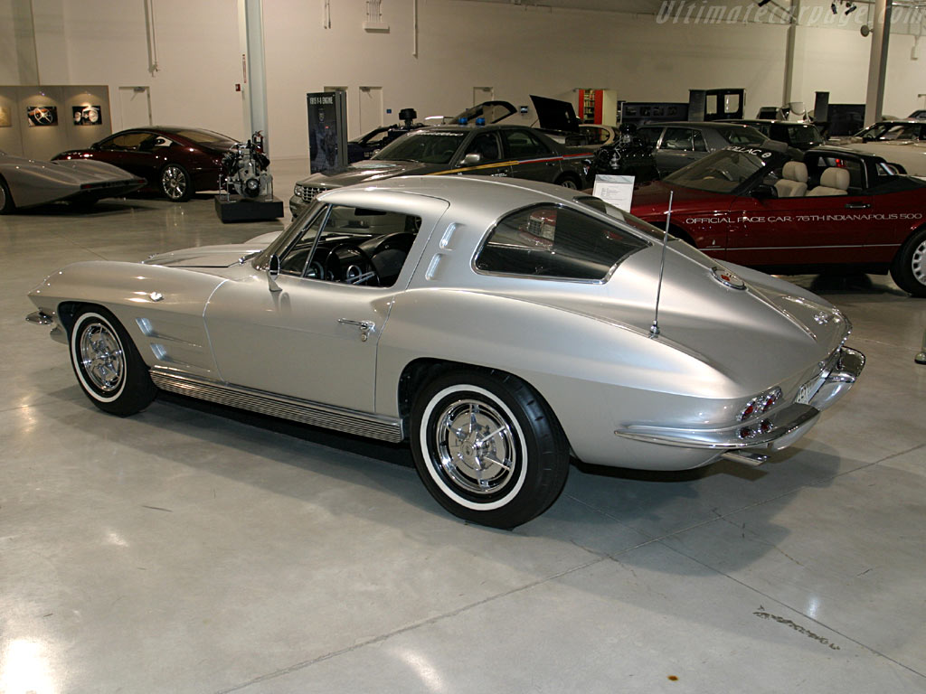 Chevrolet Corvette Split Window Stingray