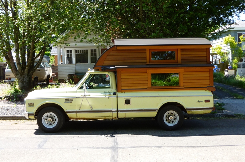 Chevrolet Custom C30