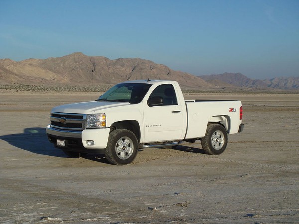 Chevrolet Silverado LT Sidestep