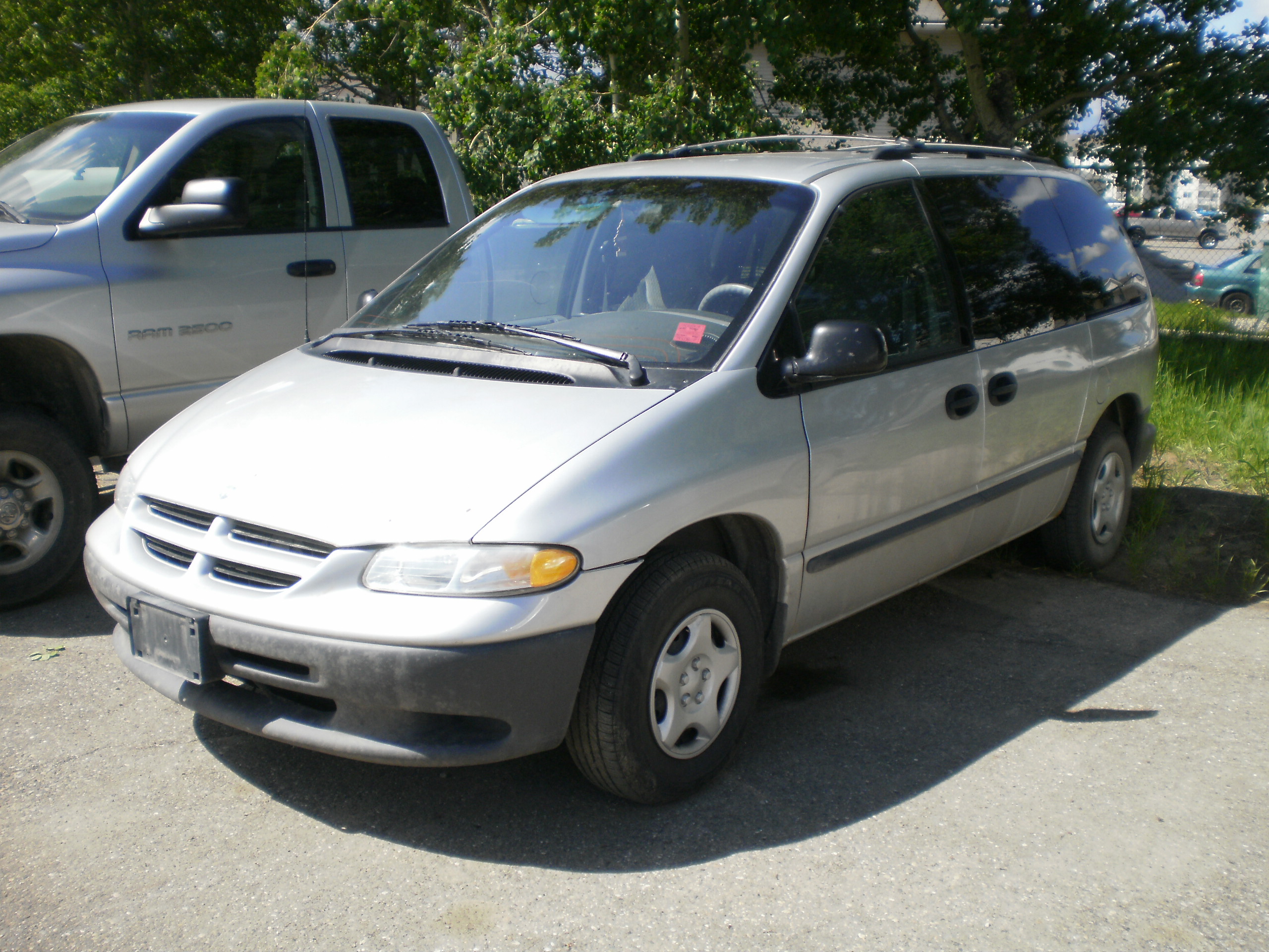 Chrysler Avenger Wagon