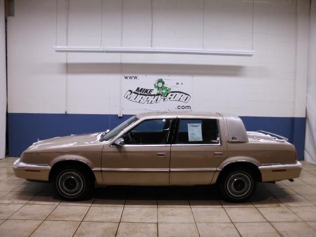 Chrysler New Yorker 4dr sedan
