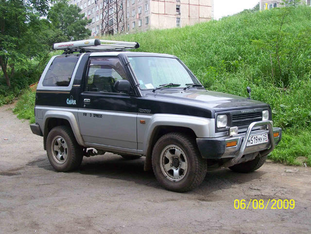 Daihatsu Rocky 20 DX Wagon