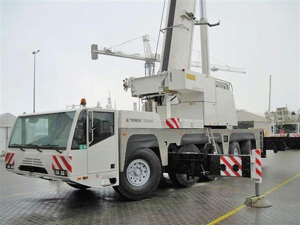 Demag AC200