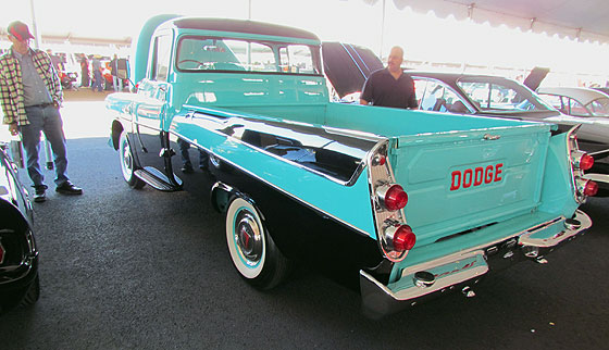 Dodge D-100 Tradesman