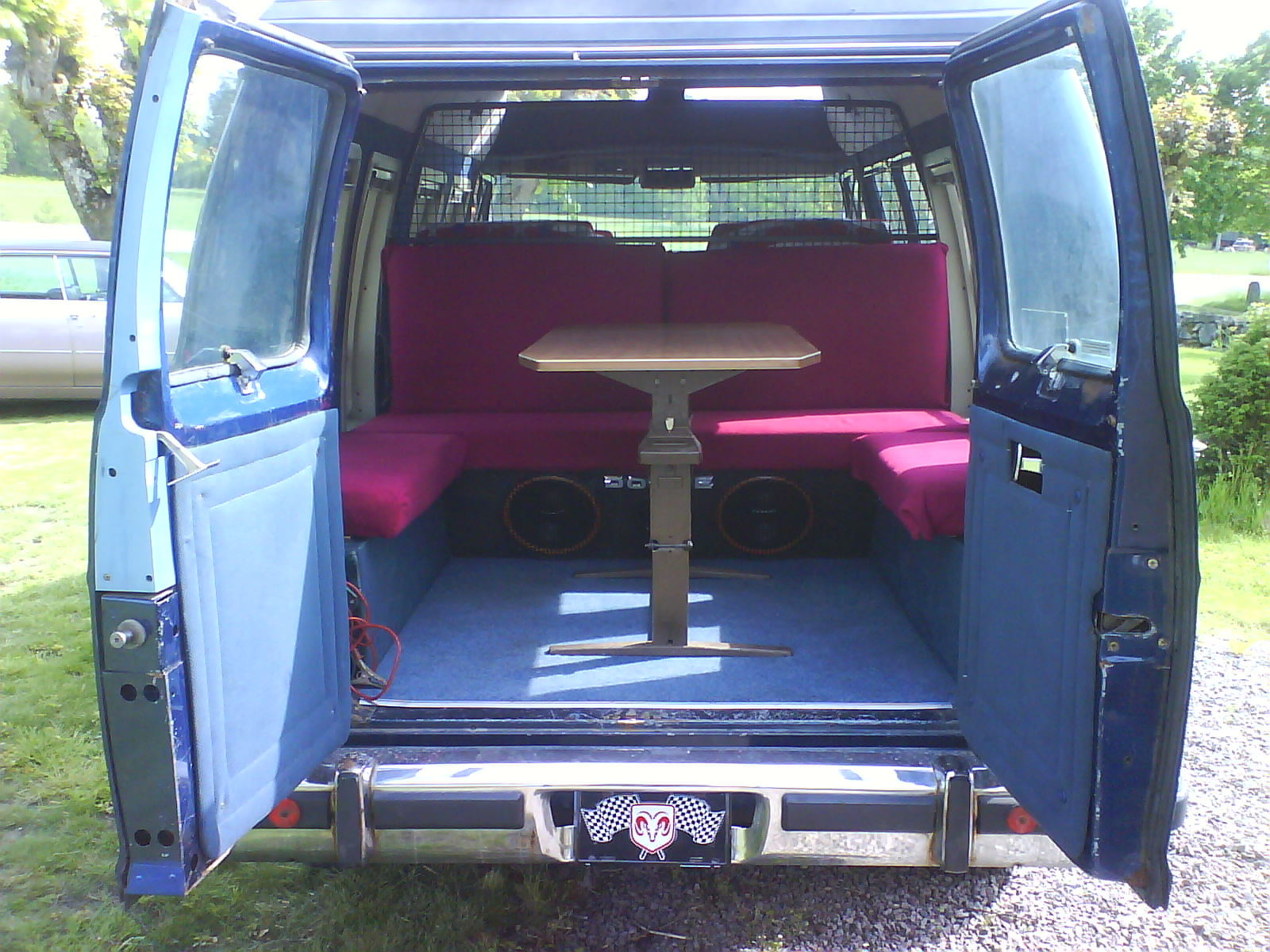 Dodge RAM 150 Van