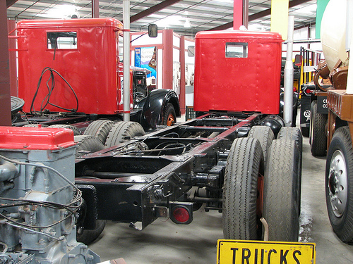 Fageol 300RA 3-5 Ton chassis