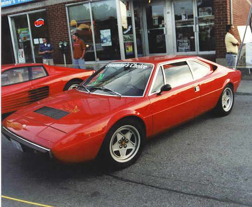 Ferrari 308 GT4