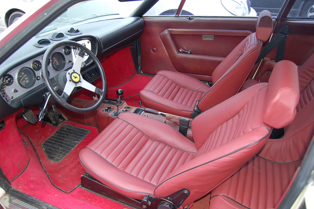 Ferrari 308 GT4