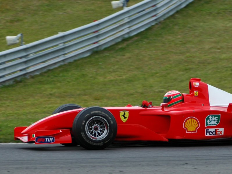 Ferrari F2000