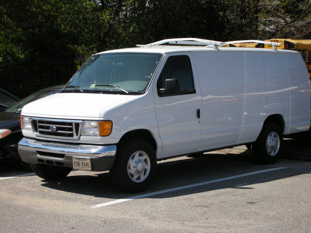 Ford E-250