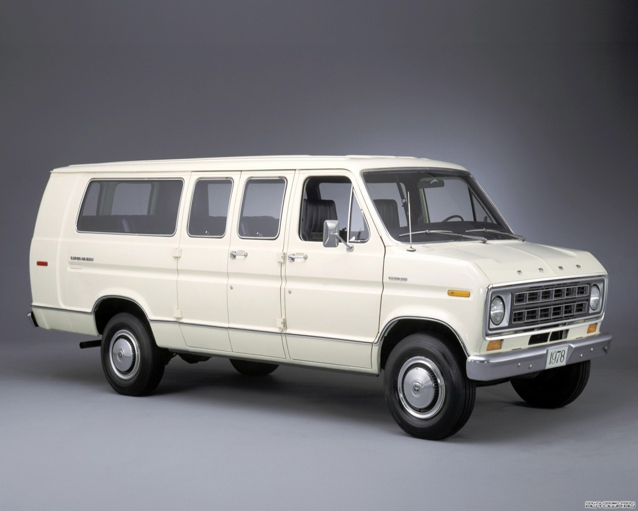 Ford Econoline SuperWagon