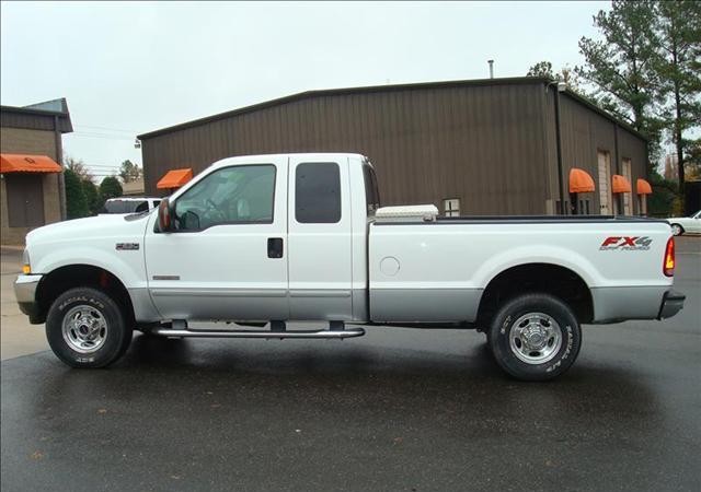 Ford F-250 Lariat Super Duty FX4