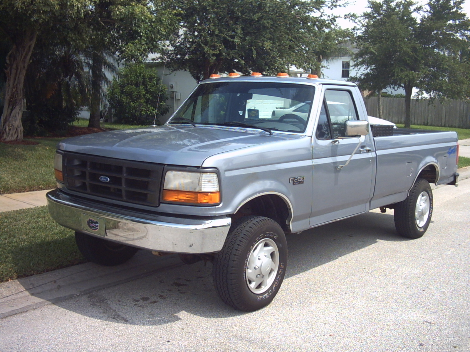 Ford F-250 XL