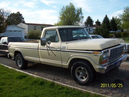 Ford F-350 Camper Special