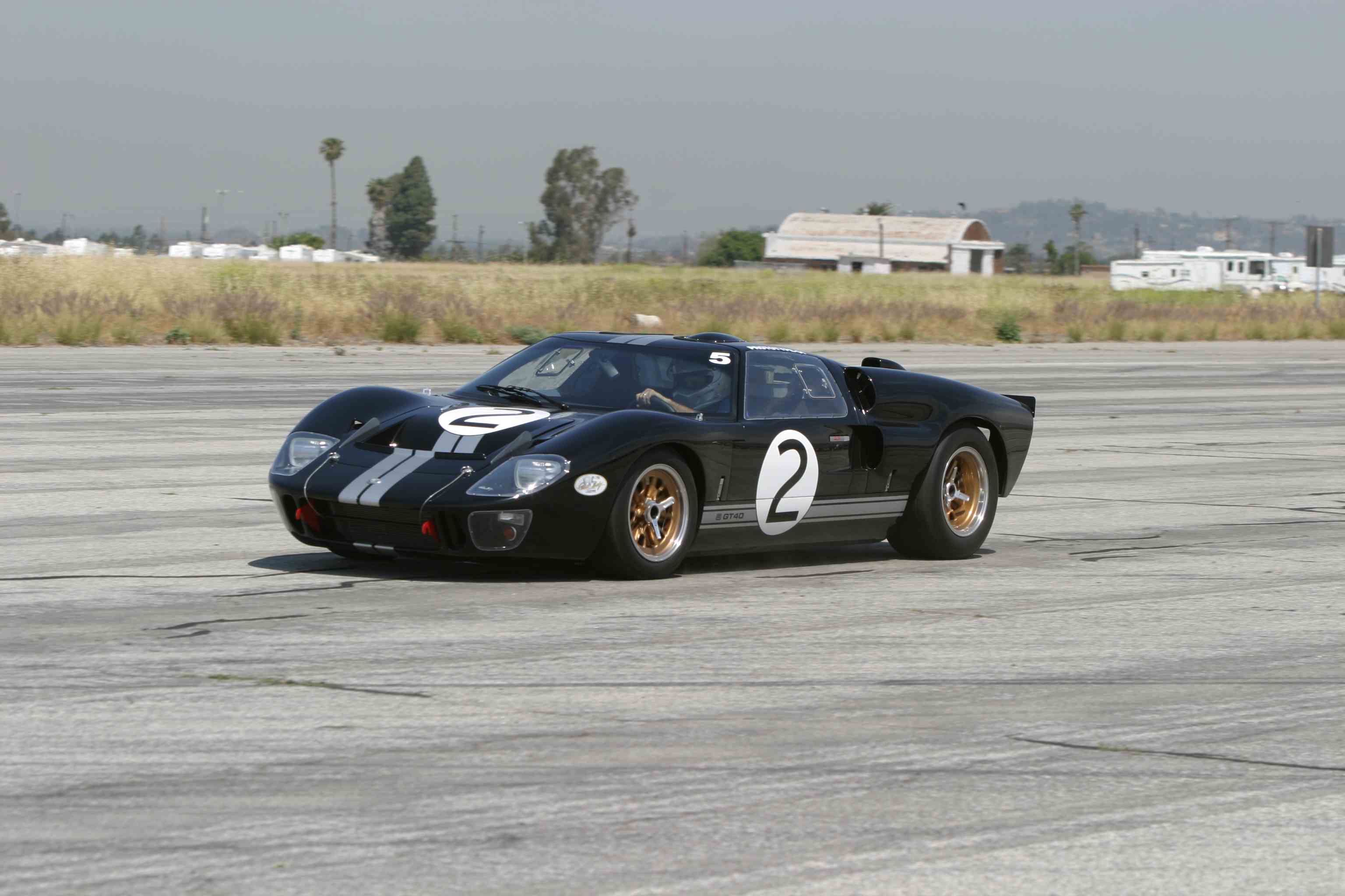 Ford GT40 Mk IIB