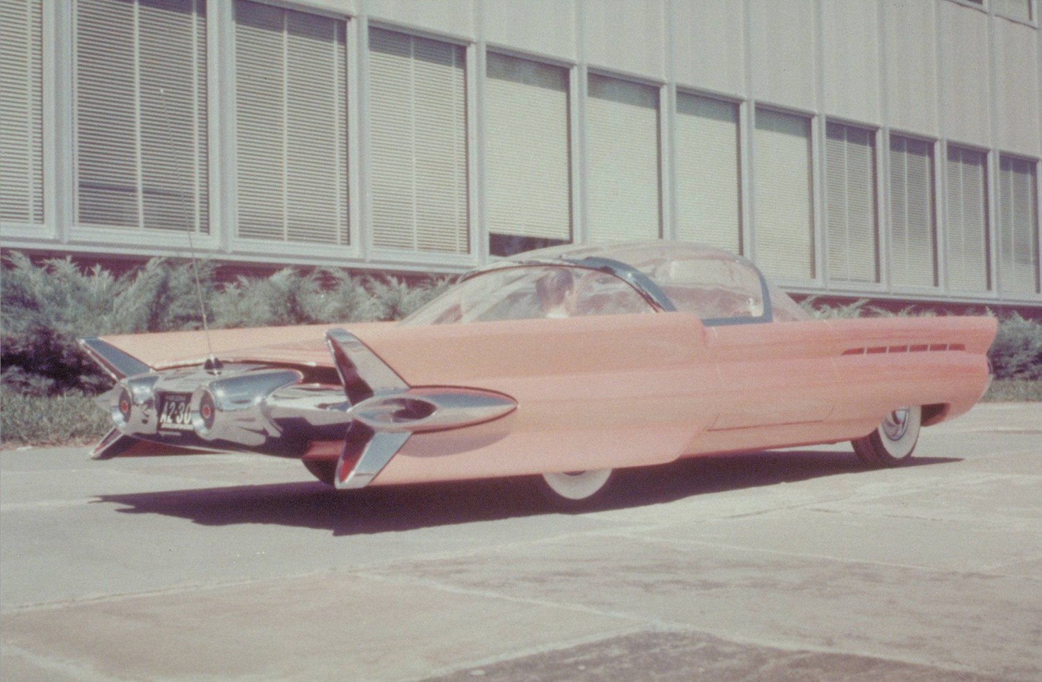 Ford La Galaxie concept car