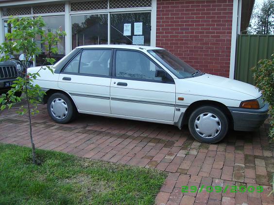 Ford Laser Ghia 15 Sedan