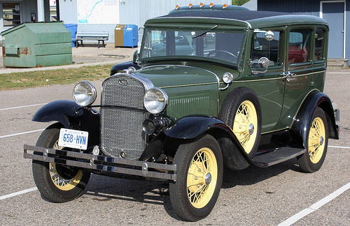 Ford Model 82A Deluxe Tudor